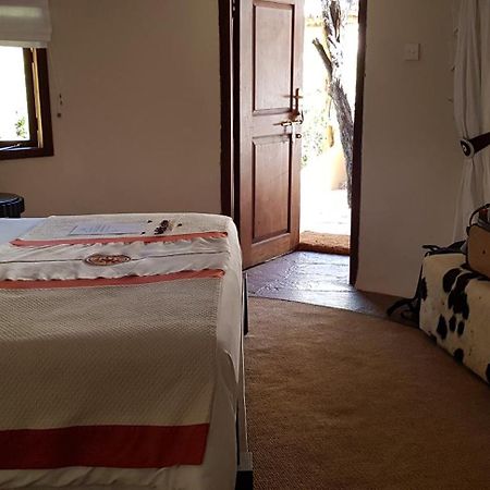 Olarro Lodge Maji Moto Buitenkant foto