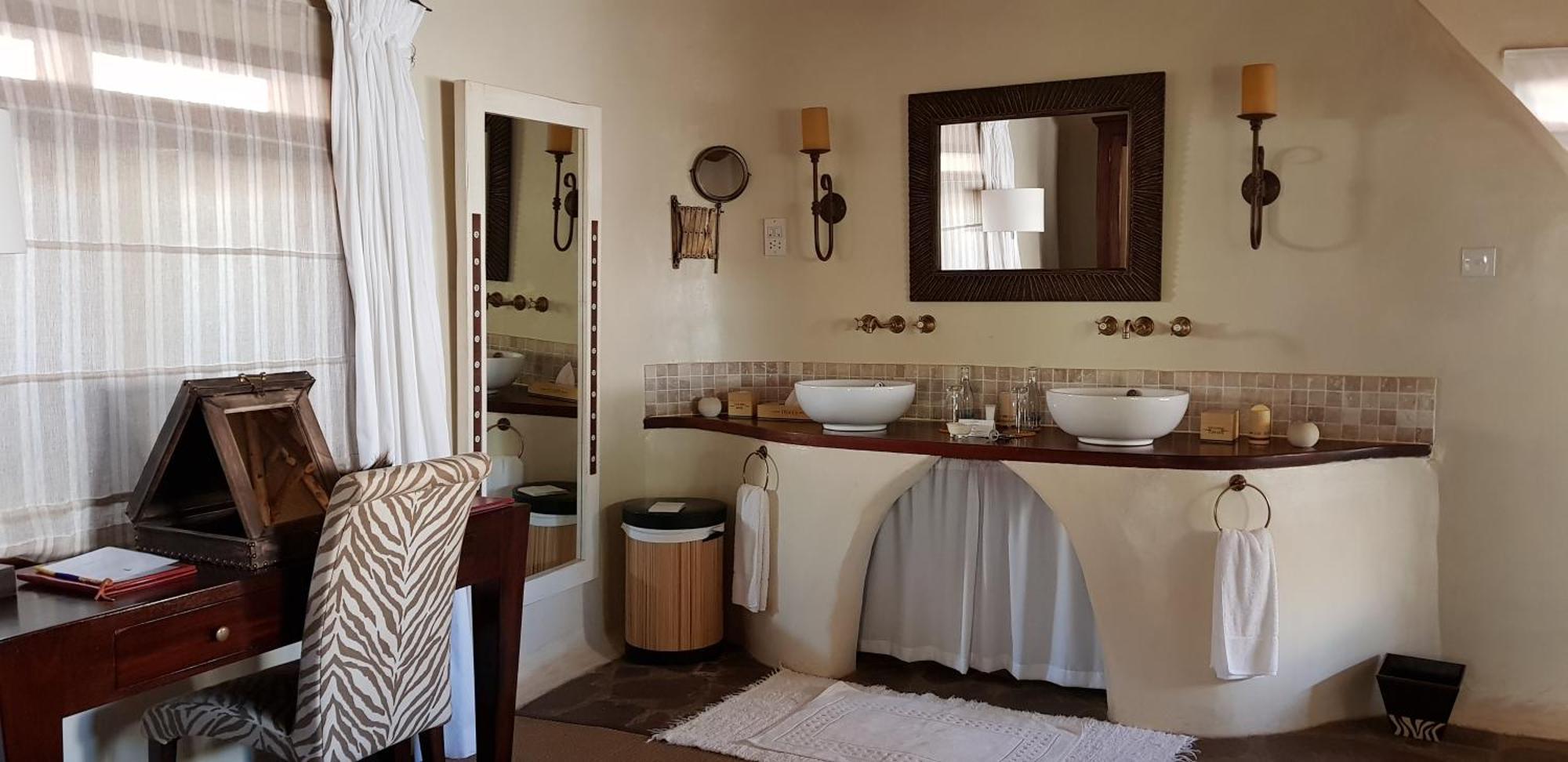 Olarro Lodge Maji Moto Buitenkant foto